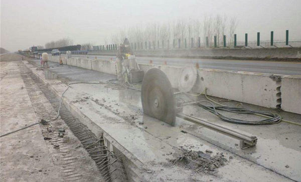 選團(tuán)隊(duì)時(shí)考察吳中吳中蘇州拆除公司的施工人員資質(zhì)